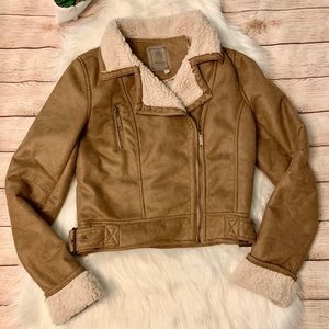 🎉3xHP!!🎉Ashley Faux Suede and Shearling Jacket